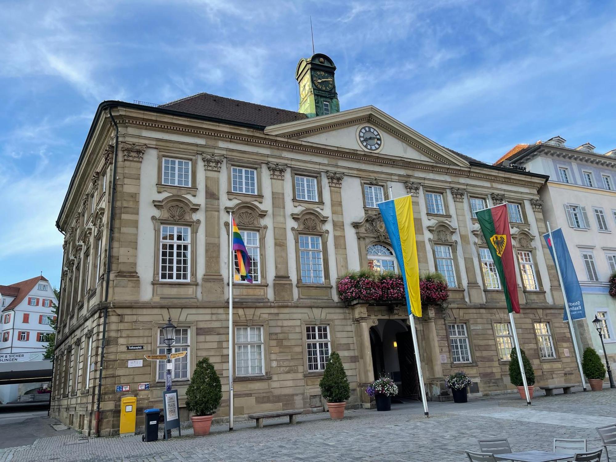 Secondhome Stuttgart - Moderne Grosse Wohnungen Nahe Der Hist Altstadt Von Esslingen An - Versch Groessen 8 - 11 - 19 Betten 埃斯林根 外观 照片